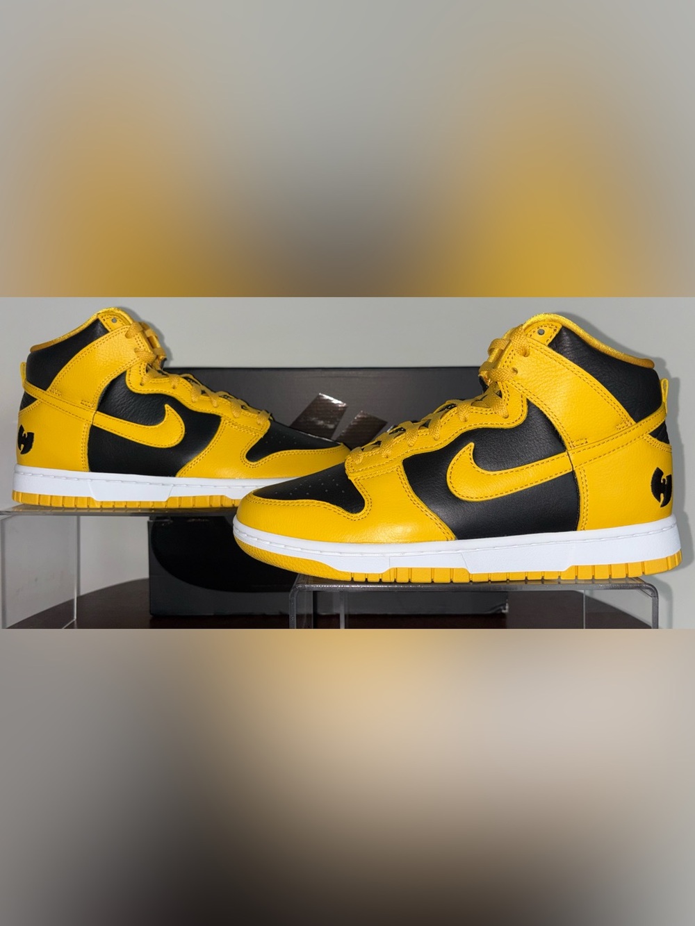 Nike Wu-Tang Clan Dunk High Retro Men’s Size 7 & T-shirt Men’s Size Small Bundle